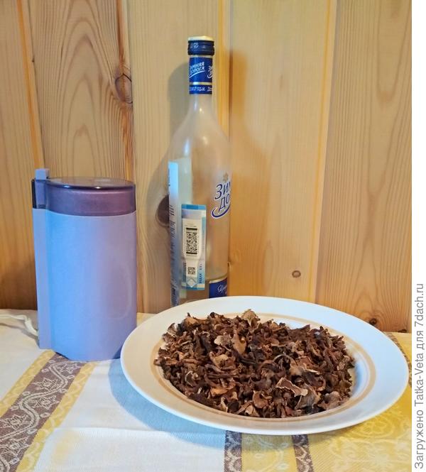 Приготовление лечебной настойки из лисичек