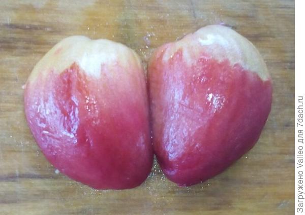 Снимаем кожицу с помидоров