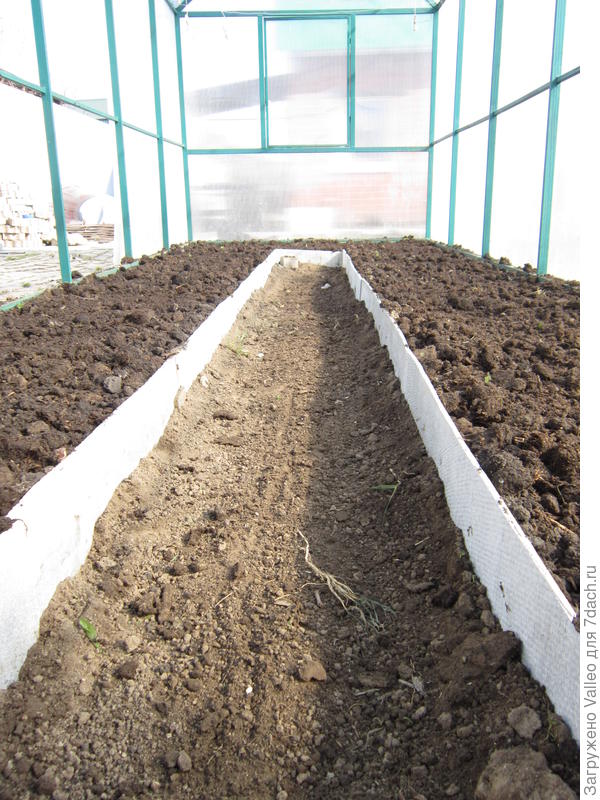 грядки из плоского шифера