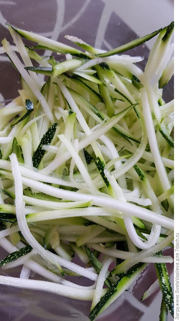 Красивая соломка из кабачка "Генерал"