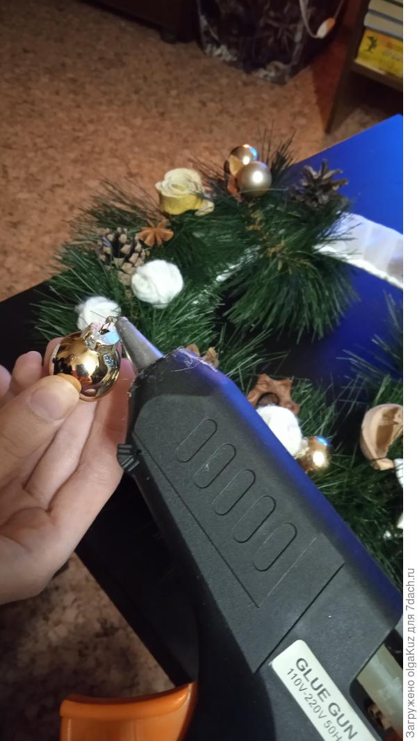 Вид венка зависит от вашего вкуса и фантазии