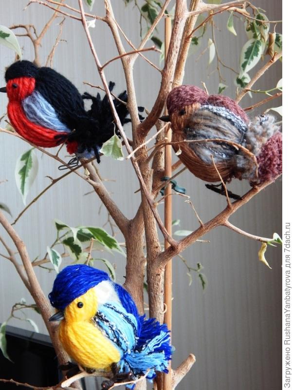 Таких птичек я всем надарила.