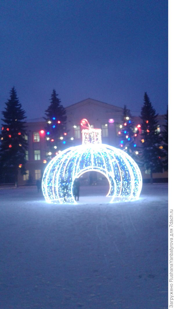 И в городе снежок свежий! Дуну,чтобы он к Вам полетел!