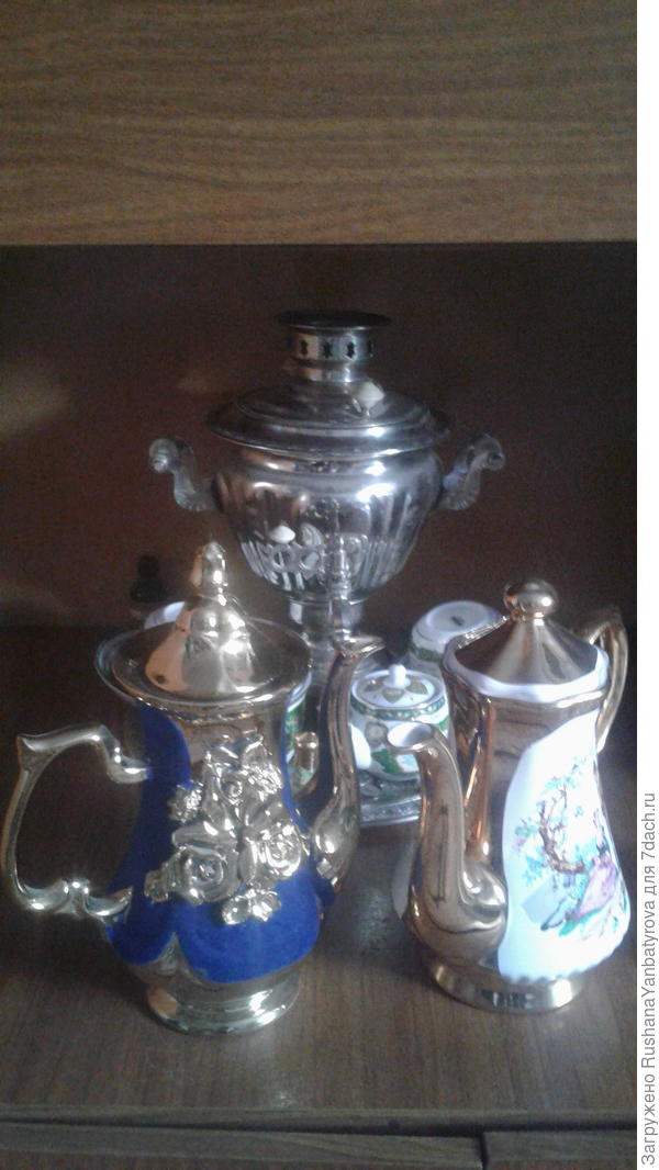 Дареные с лепниной и грубо нарисованными пастушками -самые нелюбимые.