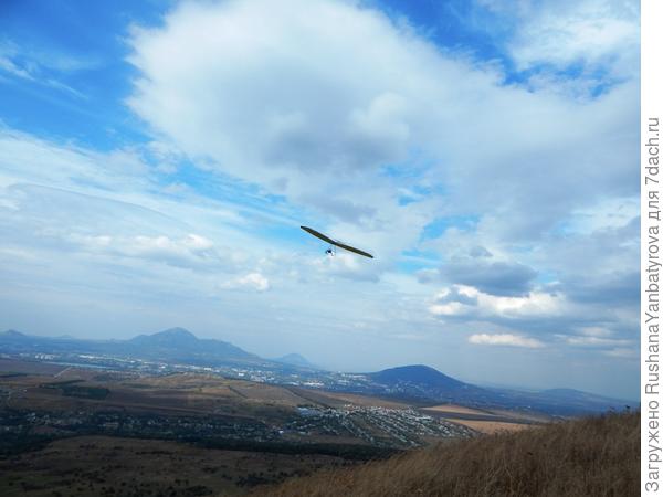 Моя подруга летает над Юцой!