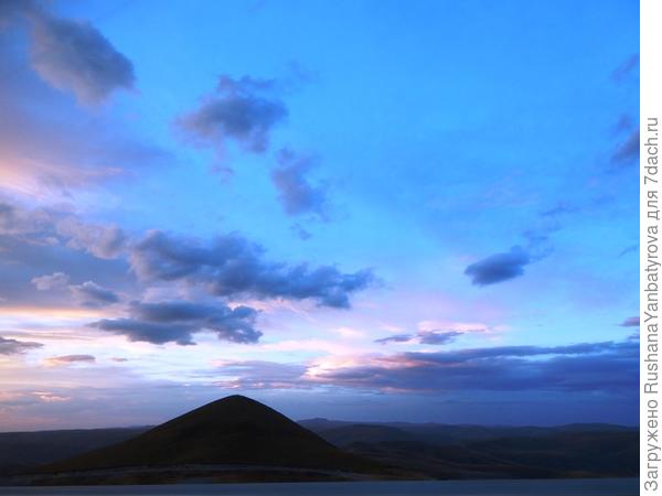 Закат над горой Тузлук.