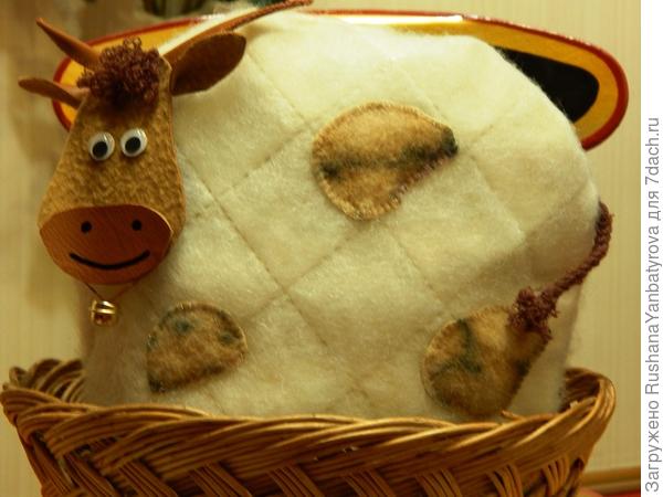 Попробовала вставить чехол и надеть на чайничек. Всё хорошо!