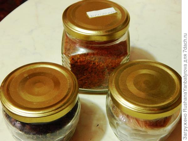 Баночки "из-под" тоже идут в ход.