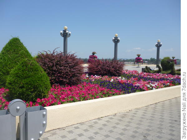 Набережная.