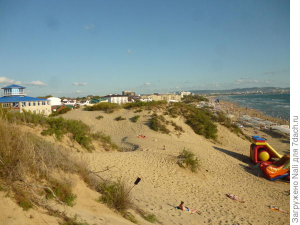 Пляж в Джемете, вид с высокой дюны.