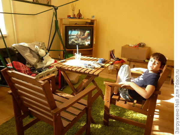 Она же в доме