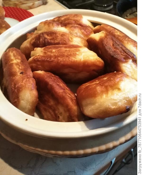 И В ДОМАХ ВАШИХ ПУСТЬ ВСЕГДА ПАХНЕТ ПИРОЖКАМИ