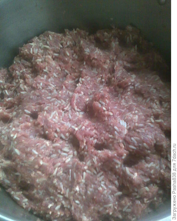 Когда с рисом. Если в перец - то так, а если на ёжики - то я добавил туда три куриных яйца.