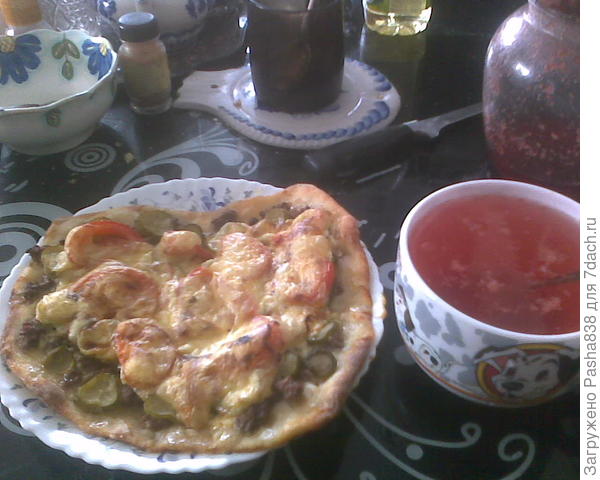 Пицца с козлятиной и сыром