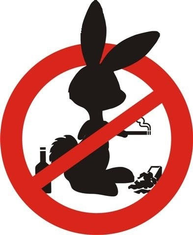 Помню сам едва удержался, чтобы не пойти на хулиганство и не украсть тоже одну из этих наклеек.