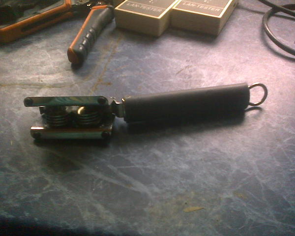 у кого-нибудь есть идеи, что же это за штука такая с колесиками? Что ей делают, для чего она?