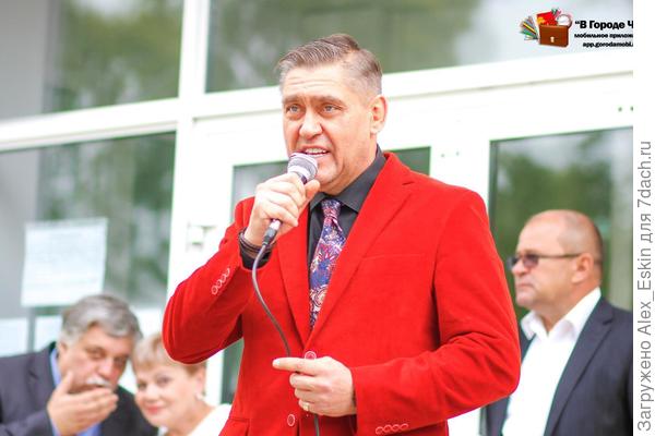 ну,и наш мэр,кумир практически всех горожан