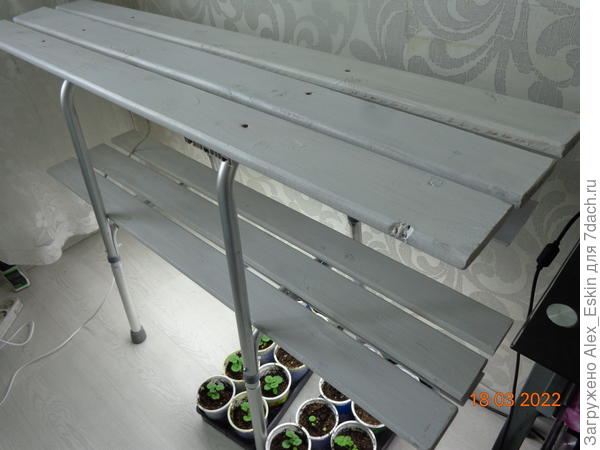 Ну,и мини стеллаж свой доделал