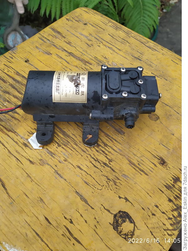 китайский погружной насос