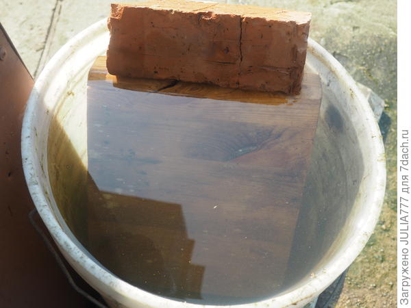 В воду на несколько часов