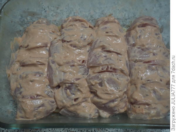 Куриная гармошка - в ней кетчупа немножко, помидоры, сыр и тмин. Вот такой сегодня пир - пошаговый рецепт приготовления с фото () Куриная гармошка - в ней кетчупа немножко, помидоры, сыр и тмин. Вот такой сегодня пир - пошаговый рецепт приготовления с фото