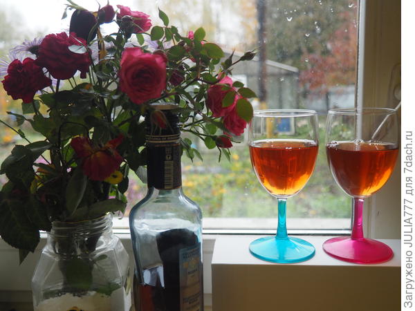 На улице дождь со снегом, а у нас тепло)))