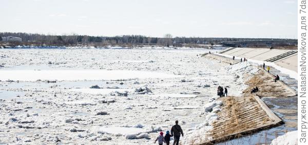корона не разрешает идти на набержую ((