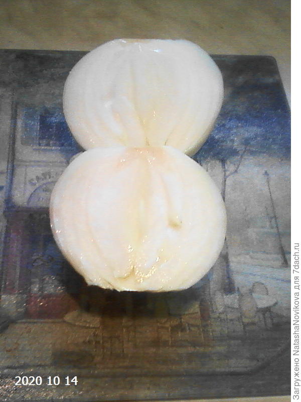 сочный и сладкий, без горечи