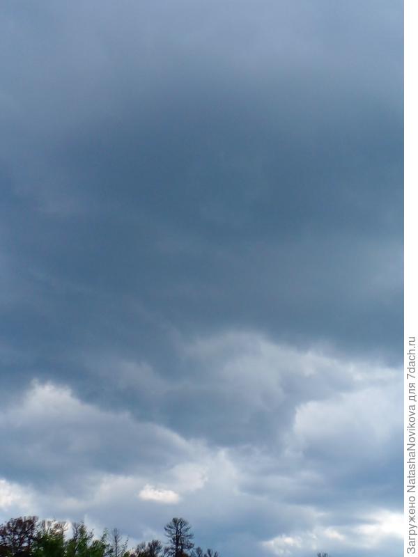 слава Б- ам град обходит стороной