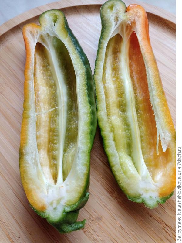 внутри ни одного семечки нет