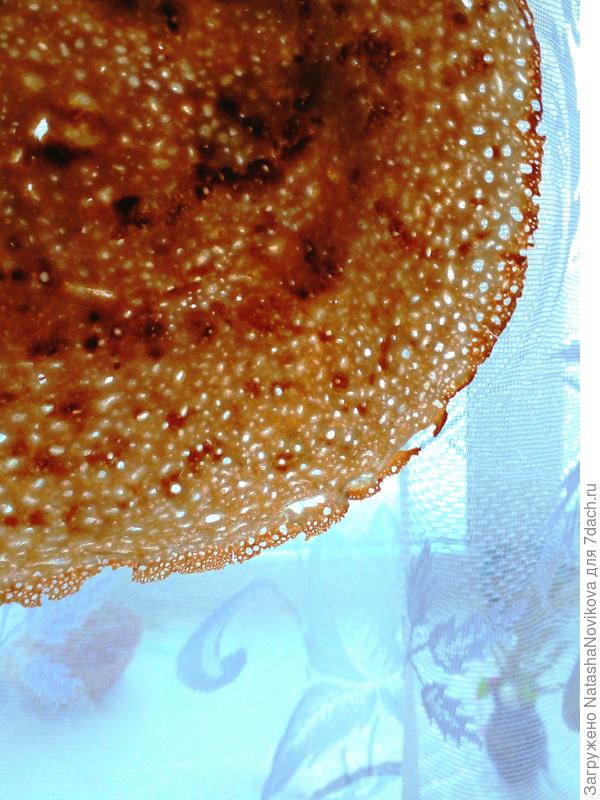 не могу сфоткать, я же одна, и руки только две :)