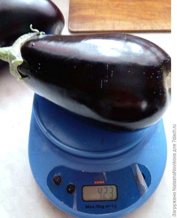 вес плодов почти одинаковый