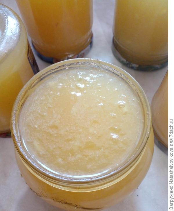 зимой буду вспоминать свои огородные разочарования, но семена дынь буду приглядывать, вдруг с погодой повезёт.