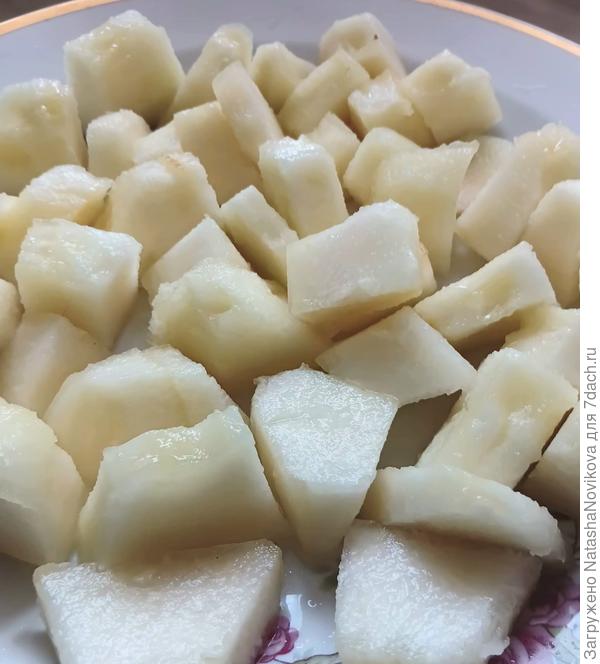 Я очень довольна и урожаем, и вкусом, пусть всегда растут дыни😀😀😀