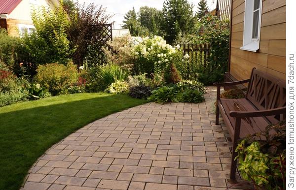 Прошло 6 лет. Полчаса назад был дождь...