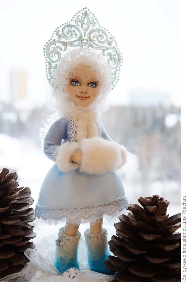 Снегурочка в пимах!