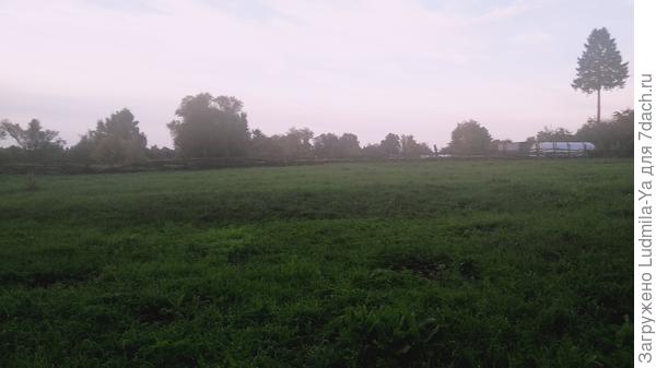 22. Природное плато под баню - впереди низина под пруд