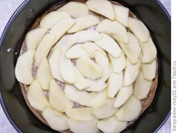 Шарлотка; Ля-Мур; с яблоками, мармеладом и цукатами - пошаговый рецепт приготовления с фото () Шарлотка; Ля-Мур; с яблоками, мармеладом и цукатами - пошаговый рецепт приготовления с фото