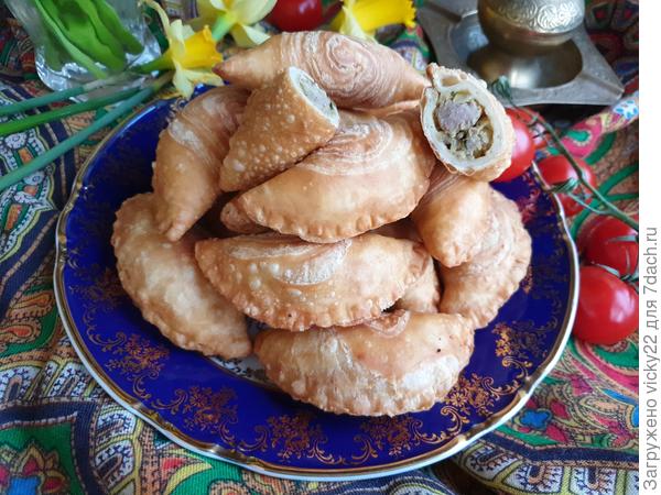 чебуреки чебуреки