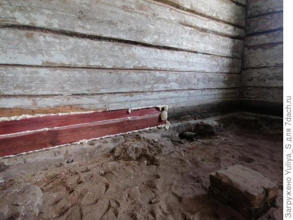 Часть заложенного нижнего венца.