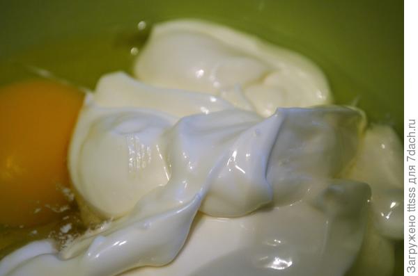 Майонез добавляем в кляр