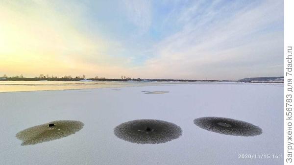 Приземлилось к нам оно