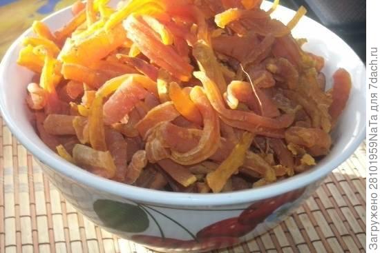 ВЯЛЕНАЯ МОРКОВЬ