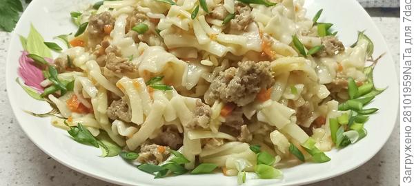 лапша с куриными желудками