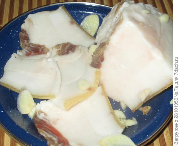 сало с чесноком