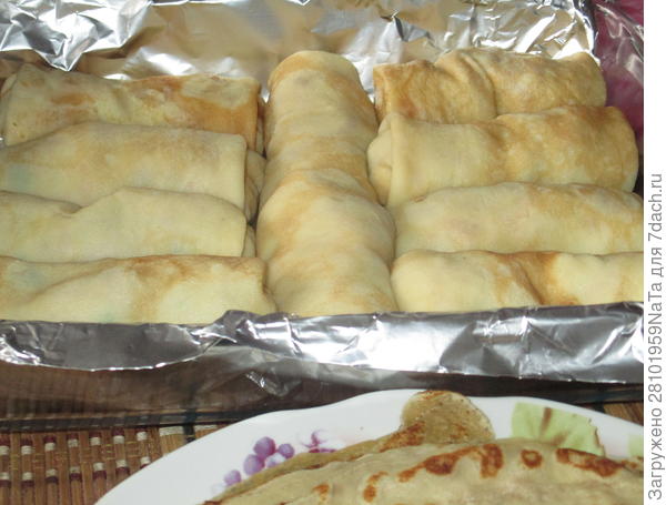 выкладываем блины