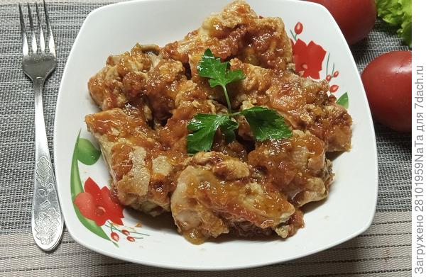 куриные крылья с соусом