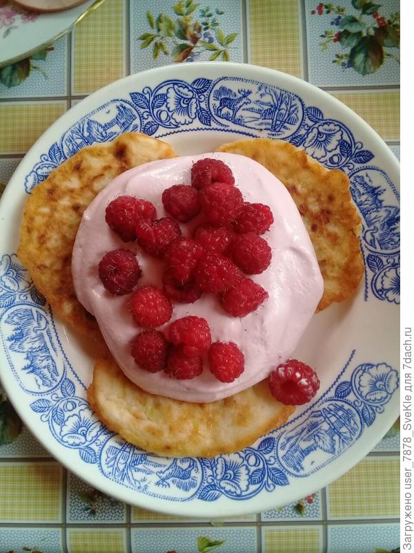 Вот так выглядят наши завтраки в исполнении сестры)