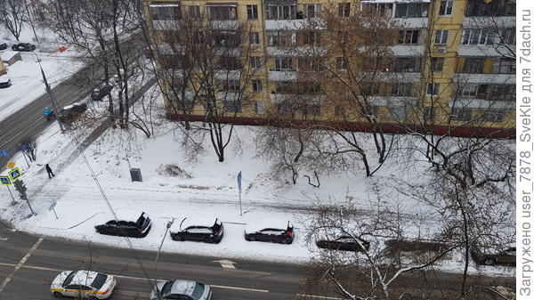 Машины опять в снегу...