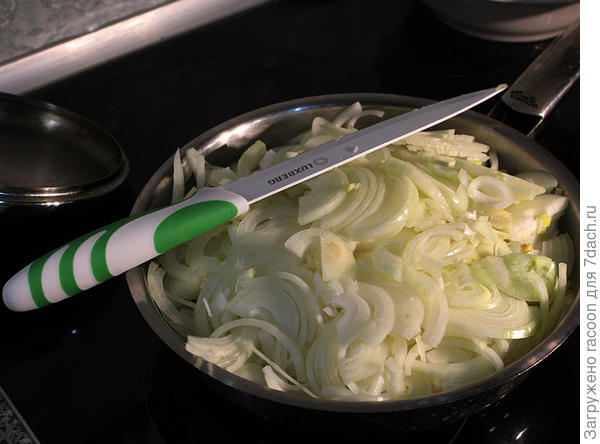 лук для новогодней пиццы